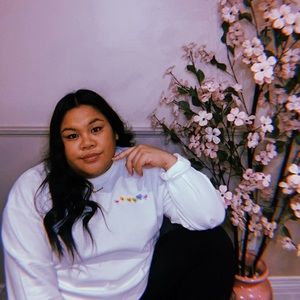 Meet your Posher, Charmaine